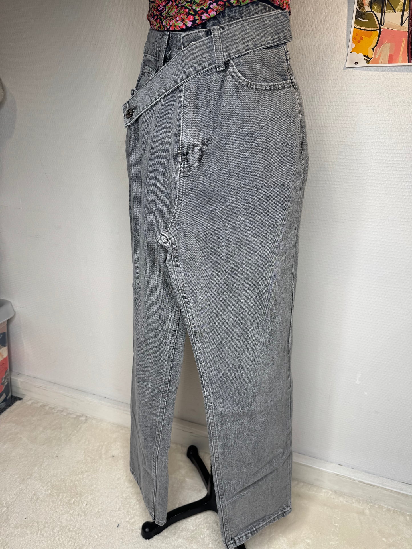 Jean asymétrique taille 34