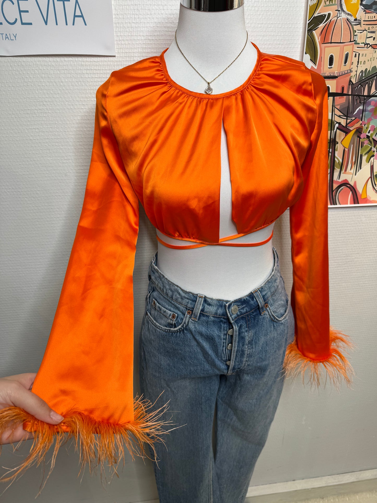 Top Bershka orange taille 34