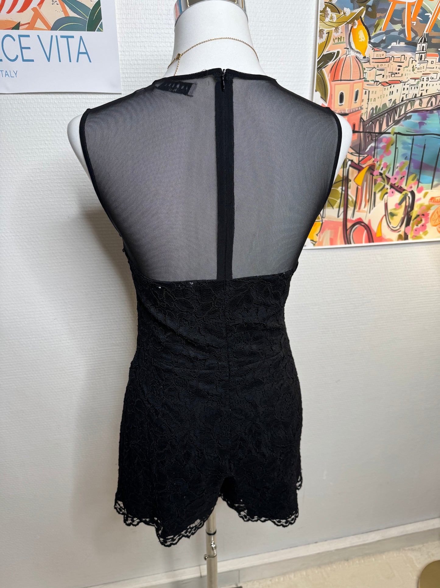 Combishort Sandro taille 36 dentelle