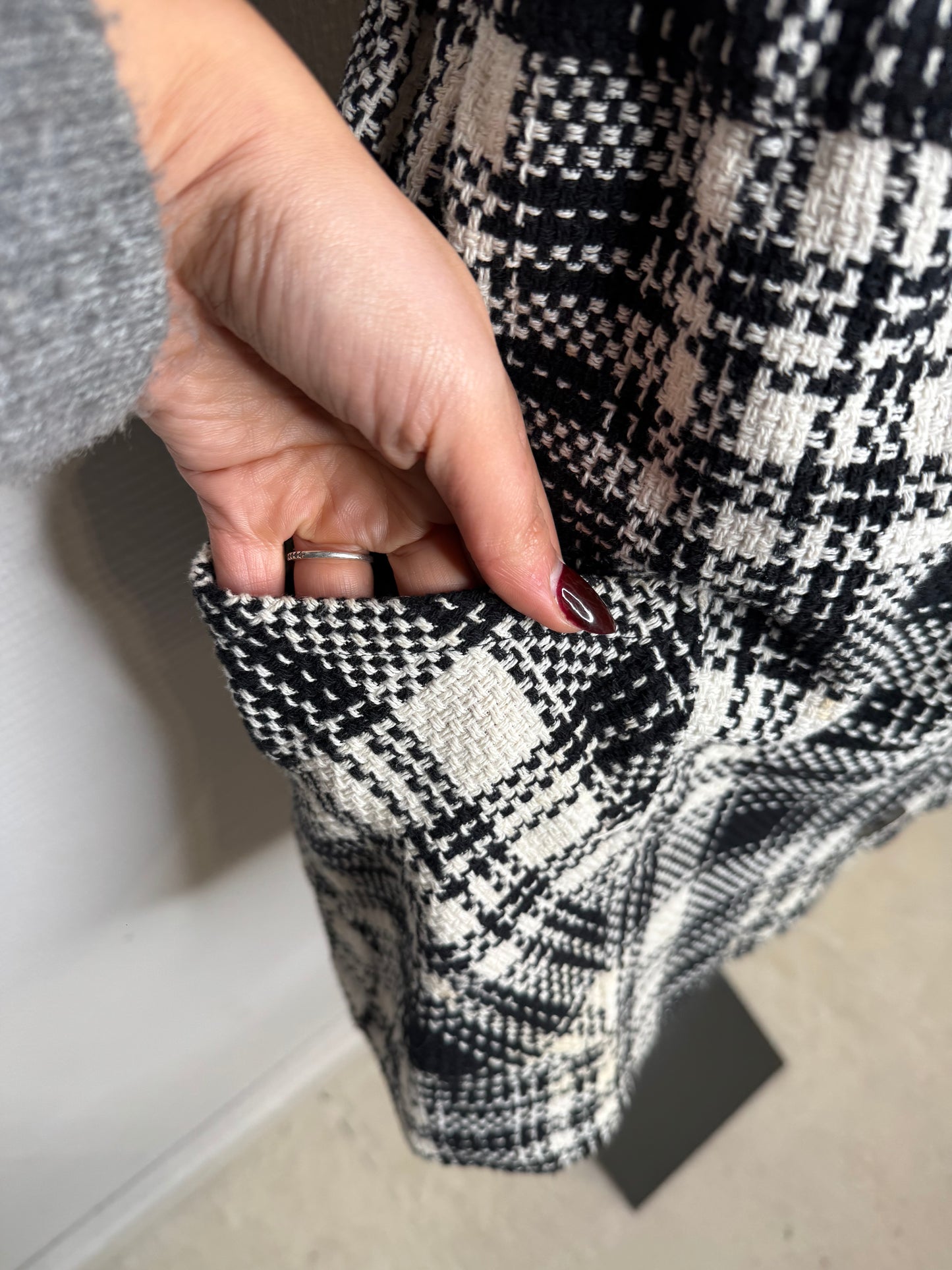 Robe Zara taille 38 tweed similicuir